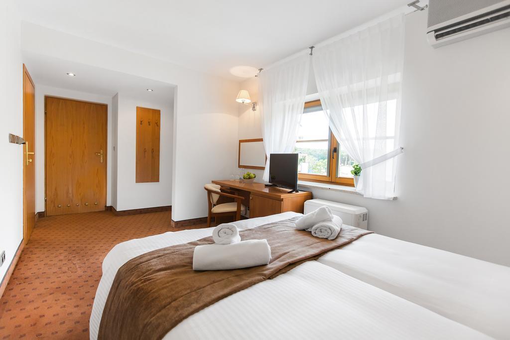 Hotel Debowa Gora Active & Spa Łąck Kültér fotó