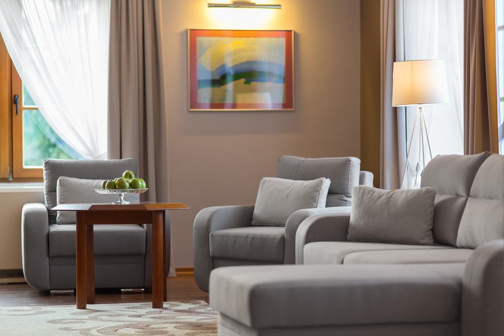 Hotel Debowa Gora Active & Spa Łąck Kültér fotó